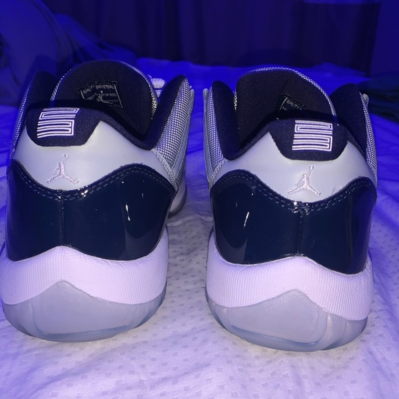 Georgetown Jordan 11s - Picture 4 of 4